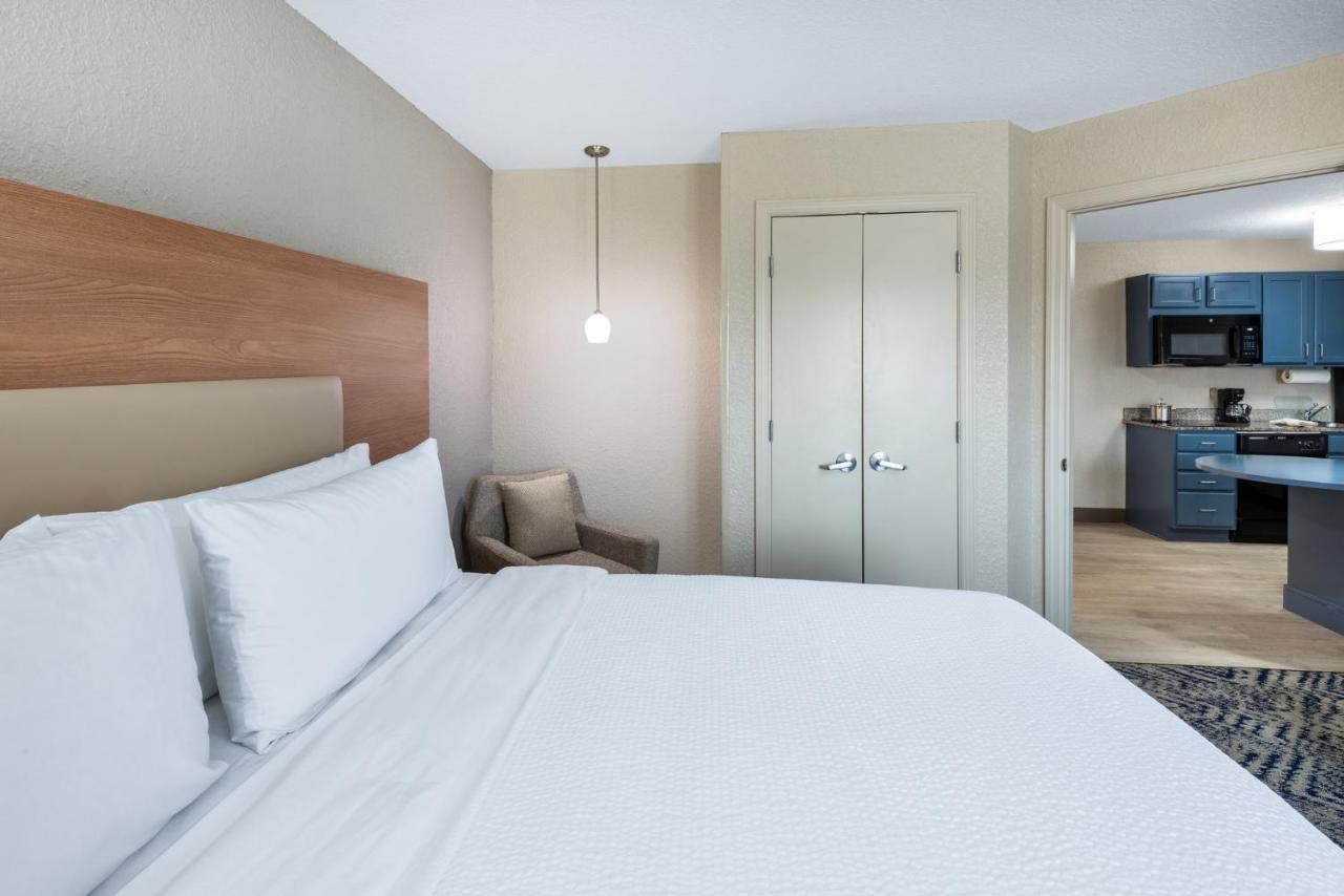 Candlewood Suites Chesapeake-Suffolk By Ihg Dış mekan fotoğraf