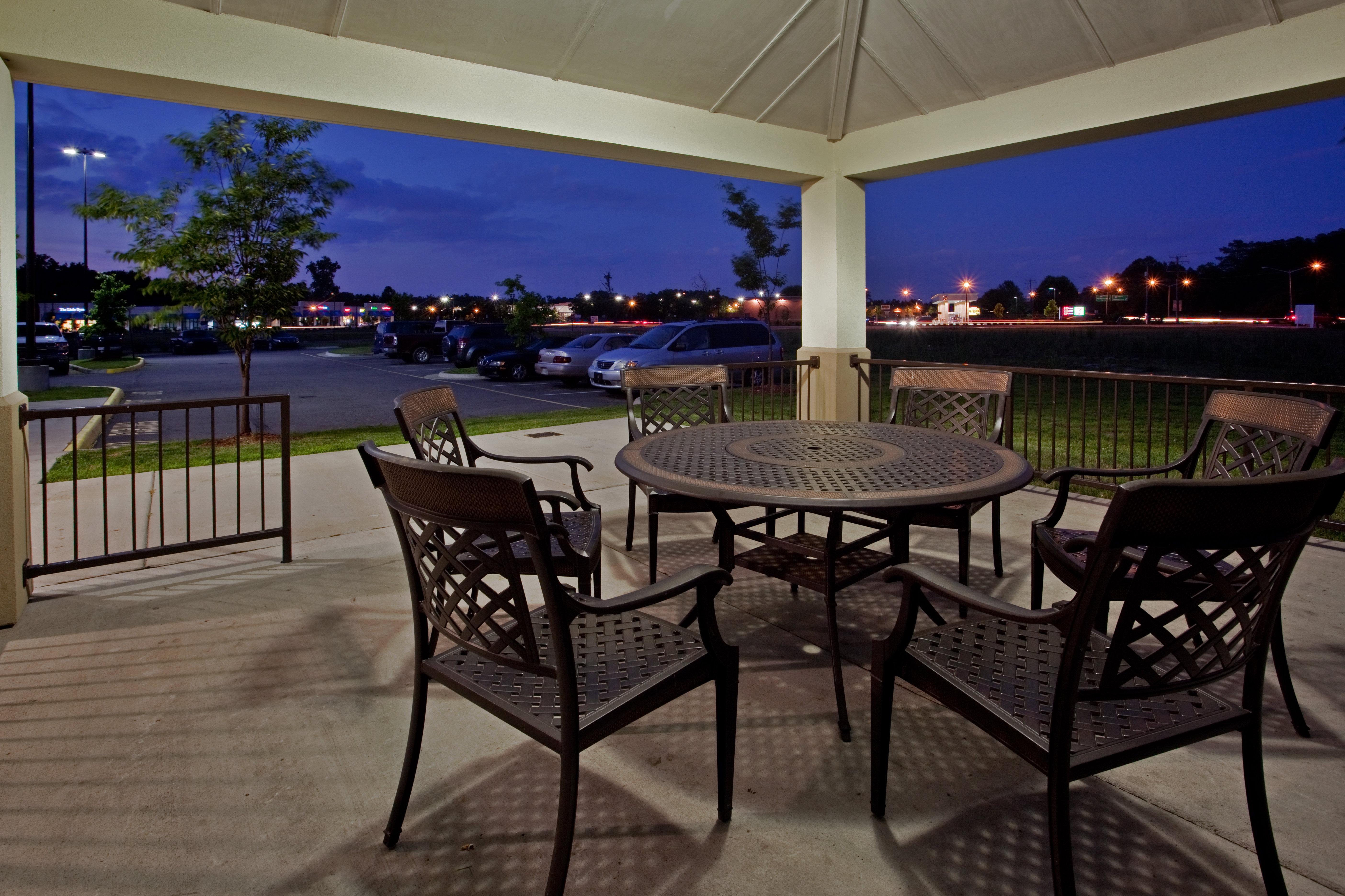 Candlewood Suites Chesapeake-Suffolk By Ihg Dış mekan fotoğraf